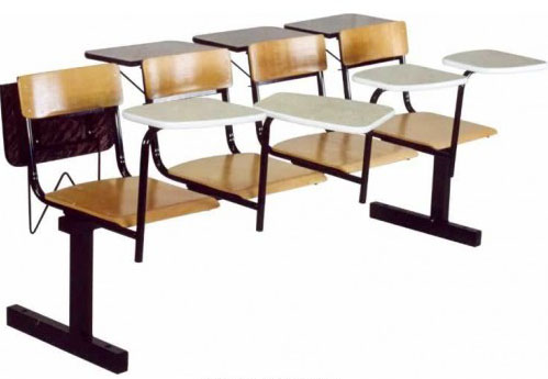 Секция стульев М113-06/07 на металлической раме 3-х/4-х местная с жесткими фанерными сиденьями со столиками или без них.