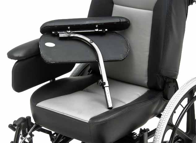 Инвалидная коляска - кресло FS204BJQ со стальной рамой