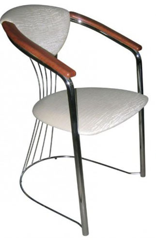 Стул-кресло офисное М45 с подлокотниками из МДФ на металлической раме. 