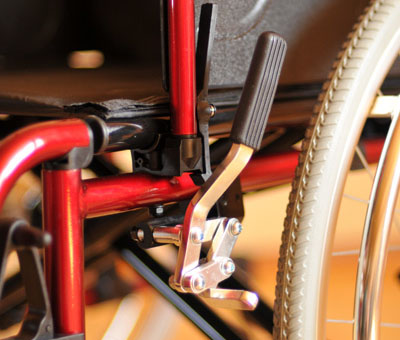 Инвалидная коляска - кресло кресло FS205LHQ алюминиевая конструкция