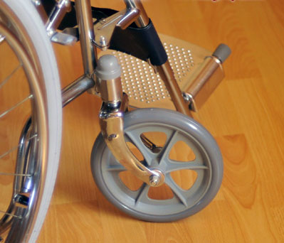 Инвалидная коляска - кресло кресло FS975 со стальной рамой
