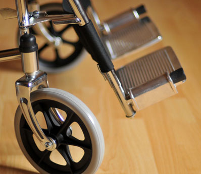 Инвалидная коляска - каталка LK6023 стальная