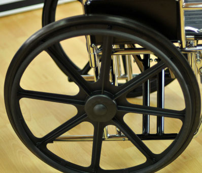 Инвалидная коляска - кресло кресло LK6118 со стальной рамой