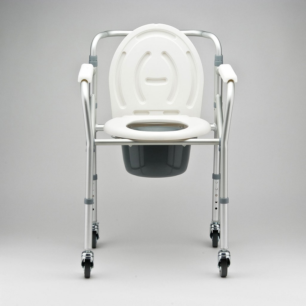 Кресло Армед фс810 с санитарным оснащением